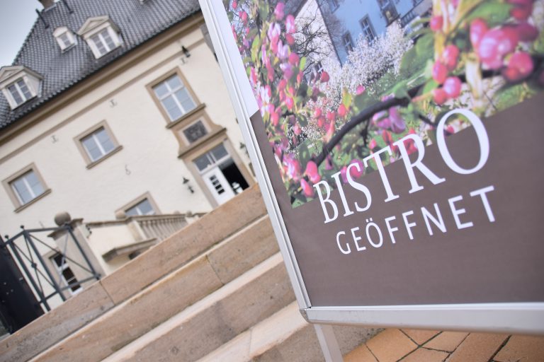 Neben dem Museum ist auch das Bistro von Haus Opherdicke wieder geöffnet. Foto: Max Rolke – Kreis Unna