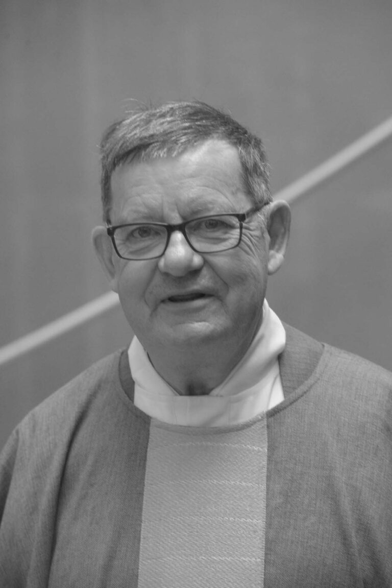 Die Gemeinde trauert um Pater Heinz-Josef Catrein. Foto: Stengl