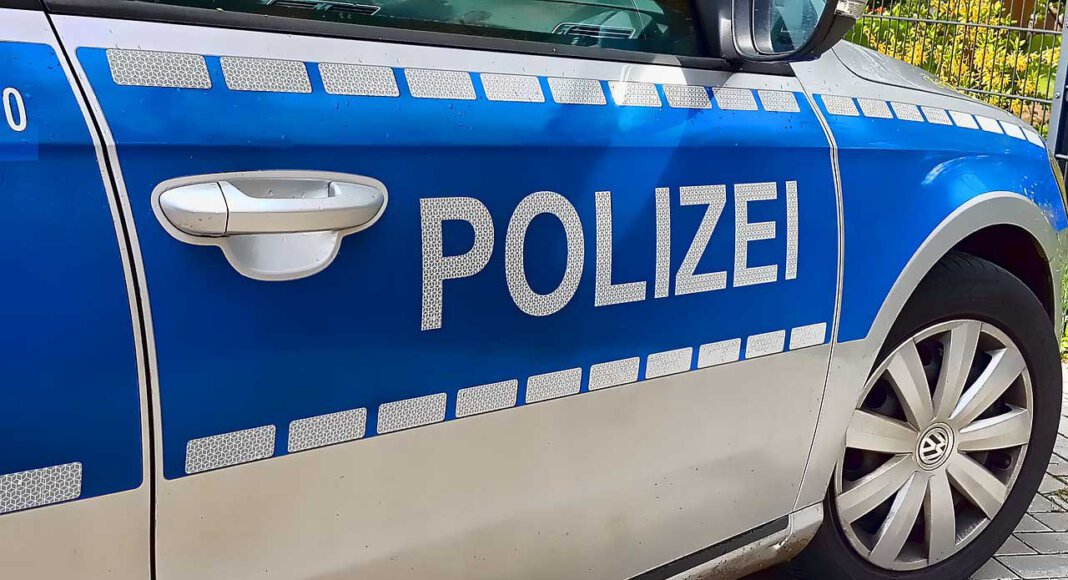 Auf frischer Tat ertappte die Polizei vier Täter bei einem nächtlichen Einbruch. Symbolfoto: pixabay