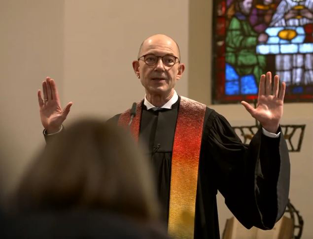 Andreas Bader wurde erst vor zwei Jahren zum neuen Pfarrer in Werne gewählt worden. Nun hat er die Evangelische Kirchengemeinde wieder verlassen. Foto: Archiv