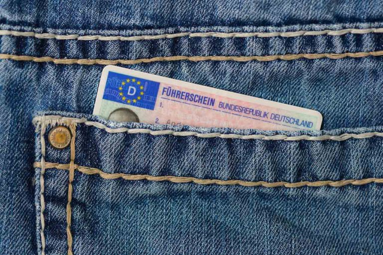 Die Corona-Pandemie hat sich deutlich auf die Arbeit der Führerscheinstelle beim Kreis Unna ausgewirkt. Das zeigt ein Blick in die Jahresstatistik 2020 der Straßenverkehrsbehörde. Foto: pixabay
