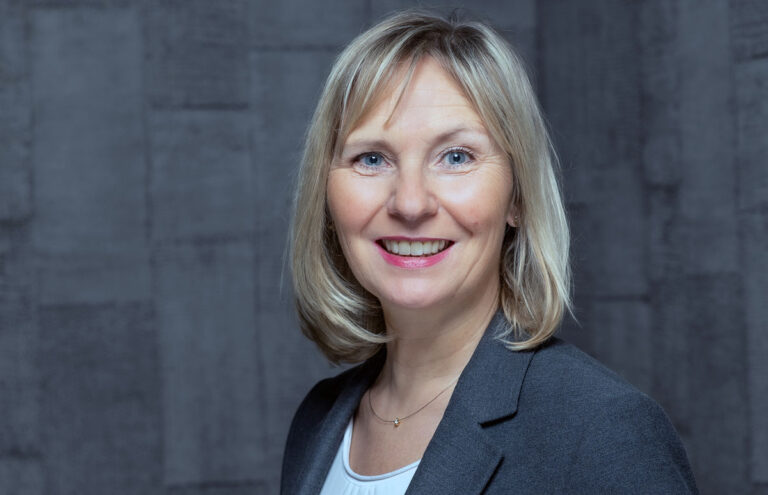 Monika EIchmanns Gleichstellungsbeauftragte der Stadt Werne, weist auf den Equal Pay Day hin. Foto: Photographie Susanne Kästner