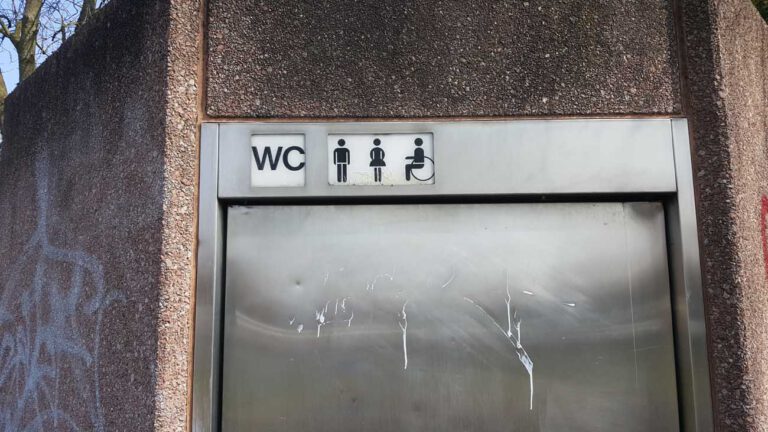 In der nördliche Innenstadt ist eine weitere öffentliche Toilettenanlage geplant. Der von der Verwaltung favorisierte Standort fiel im Ausschuss des Kommunalbetriebs Werne allerdings durch. Foto: Wagner