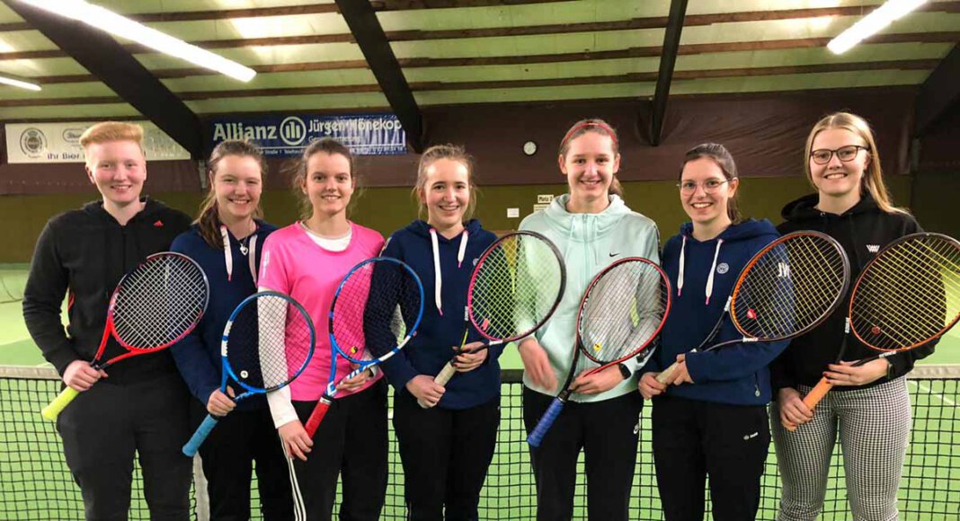 Das Team der 1. Damenmannschaft des WTC 75 hofft auf viele und gute Spiele in der Bezirksliga: (v.l.) Shanice Tollknäpper, Celine Flemming, Katharina Marek, Jolina Krampe, Jarla Wulfert und Marie Barkowski. Archivfoto: WTC
