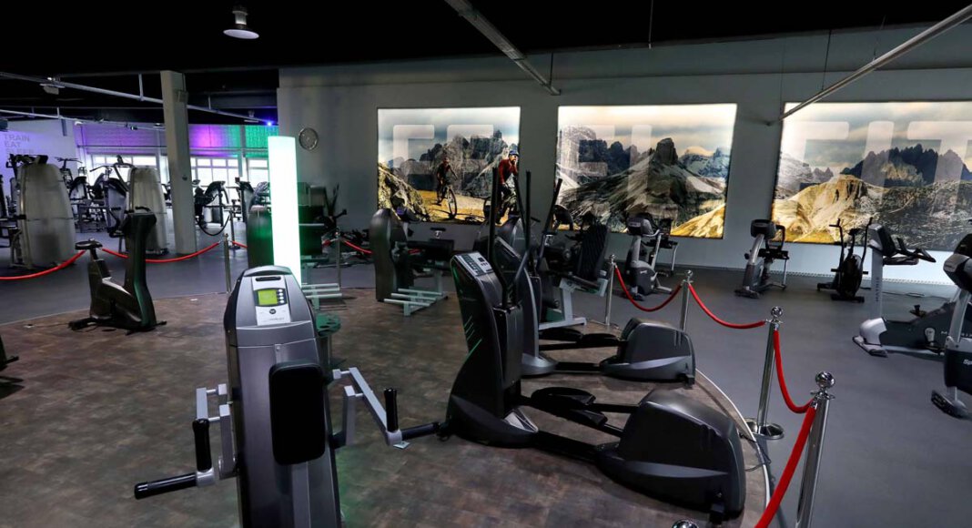 Das größte Studio in Werne ist derzeit wegen der Corona-Pandemie noch geschlossen, dennoch laufen im Sport- und Gesundheitscenter Feel-Fit Werne die Vorbereitungen für die erneute Öffnung. Ein neues Rückenzentrum ist in Planung. Foto: Volkmer