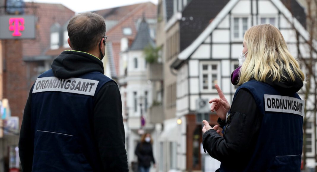 Die nächtliche Ausgangssperre in Werne ist seit drei Wochen gültig. Bisher liegen dem Ordnungsamt erst wenige Fälle von Vergehen zur Bearbeitung vor. Foto: Volkmer