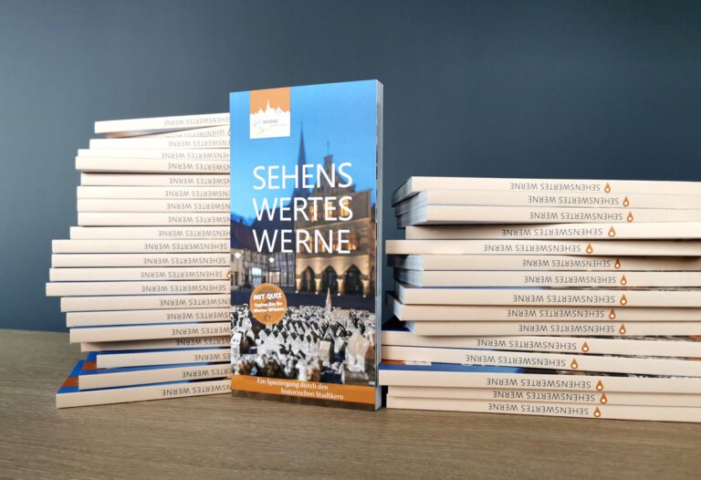 Ausgewählte Bauwerke, Straßen und Plätze werden auf rund 150 Seiten in Text und Bild präsentiert. Foto: N. Friedrich/Werne Marketing