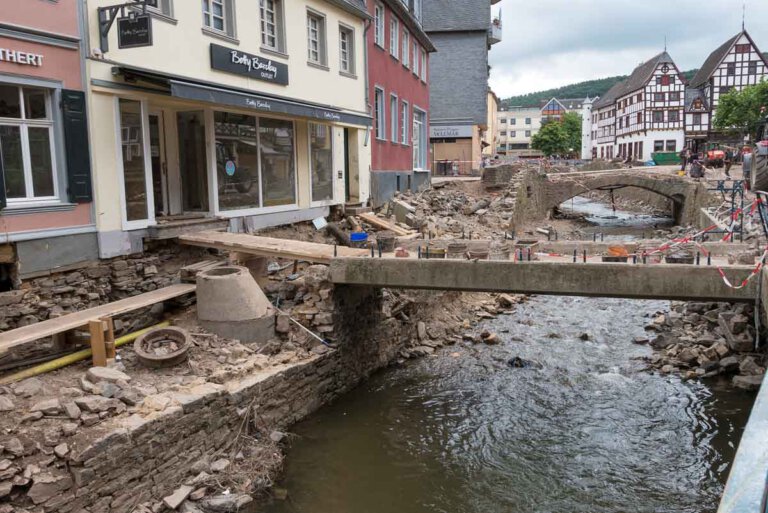 Eine Bild der Verwüstung bot sich den heimischen THW-Kräften in Bad Münstereifel. Foto: Jörg Prochnow