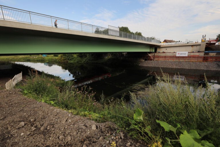 Lippebrücke liegt jetzt wieder an der richtigen Stelle