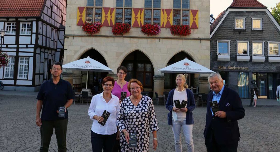 Pohlmann, Anne Höttcke, Dr. Susanne Vedder-Laurenz und Dr. Heike Rüping. Foto: Privat Frau Kornelia Reckers, Herr Hubertus Steiner