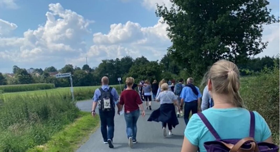 Unter dem Motto „Jakobusdetektive auf Spurensuche in Werne“ hatte der Gemeindeteil St. Johannes, in Zusammenarbeit mit dem „Förderverein Jakobsweg Werne e.V.“ zu einem Eltern-Kind-Pilgertag eingeladen. Foto: Gabriele Kranemann