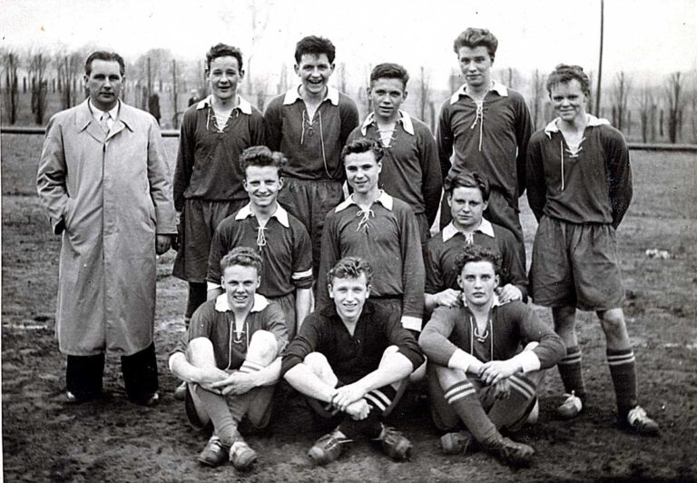 Das Bild zeigt den SSV Werne im Jahr 1956. Archivfoto: Willi Jasper