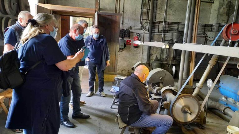 Während der Klausurtagung machte der VdK-Vorstand einen Ausflug in das Besteckmuseum Fleckenfeld. Foto: Uwe Wittenberg
