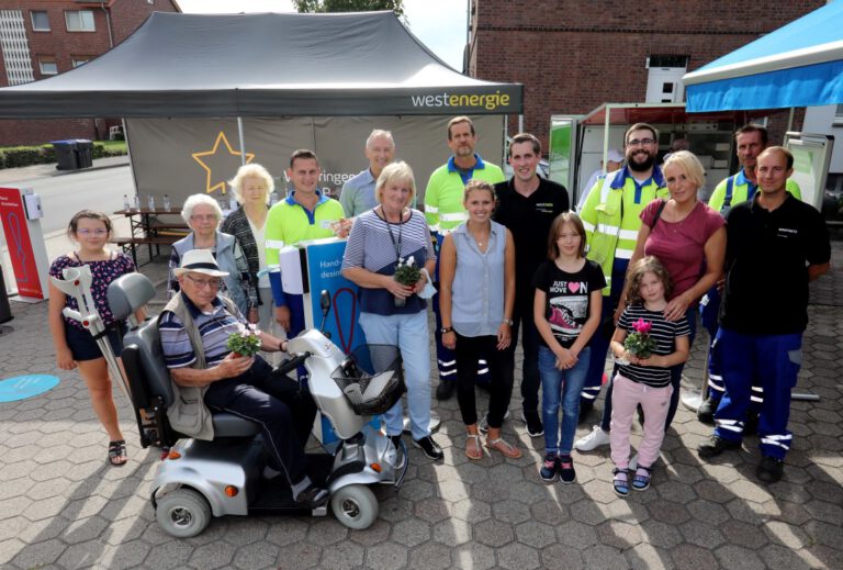 Horster Straße: Blumen als kleine Entschädigung für Verspätung