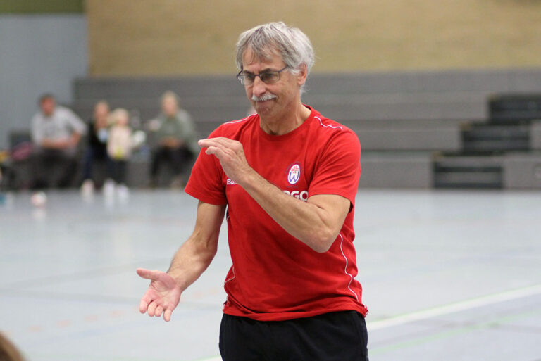 TVW-Trainer Bronek Bakiewicz sah trotz der Niederlage eine gute Leistung seiner Schützlinge. Foto: Wagner