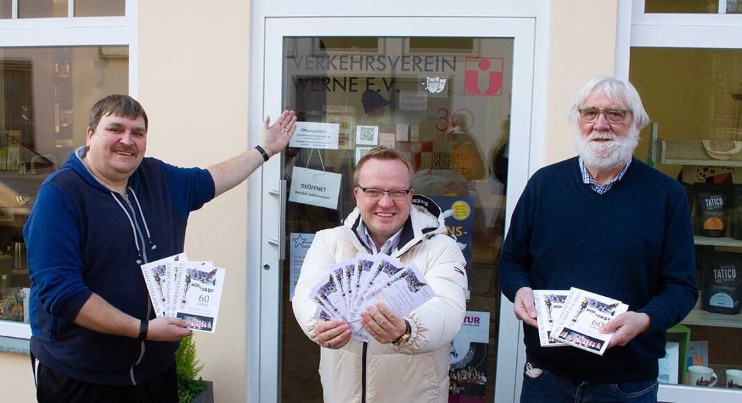 Informierten zum Kolping-Karneval „Hol di fast“ (von links): Martin Weber, Jörg Weber und Gottfried Forstmann. Foto: Isabel Schütte
