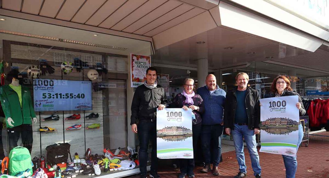 Freuen sich auf das Jubiläumsjahr (v.l.): Manuel Lachmann, Wirtschaftsförderer der Gemeinde Nordkirchen, Bärbel und Michael Bomholt, Softwareentwickler Martin Stein und Tourismusmanagerin Maike Teetz. Foto: Gemeinde Nordkirchen