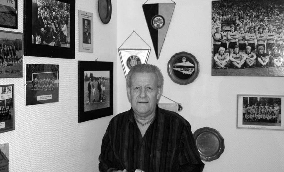 Der bekannte Fußball-Trainer Rolf Bock ist im Alter von 84 Jahren gestorben. Archivfoto: Wagner