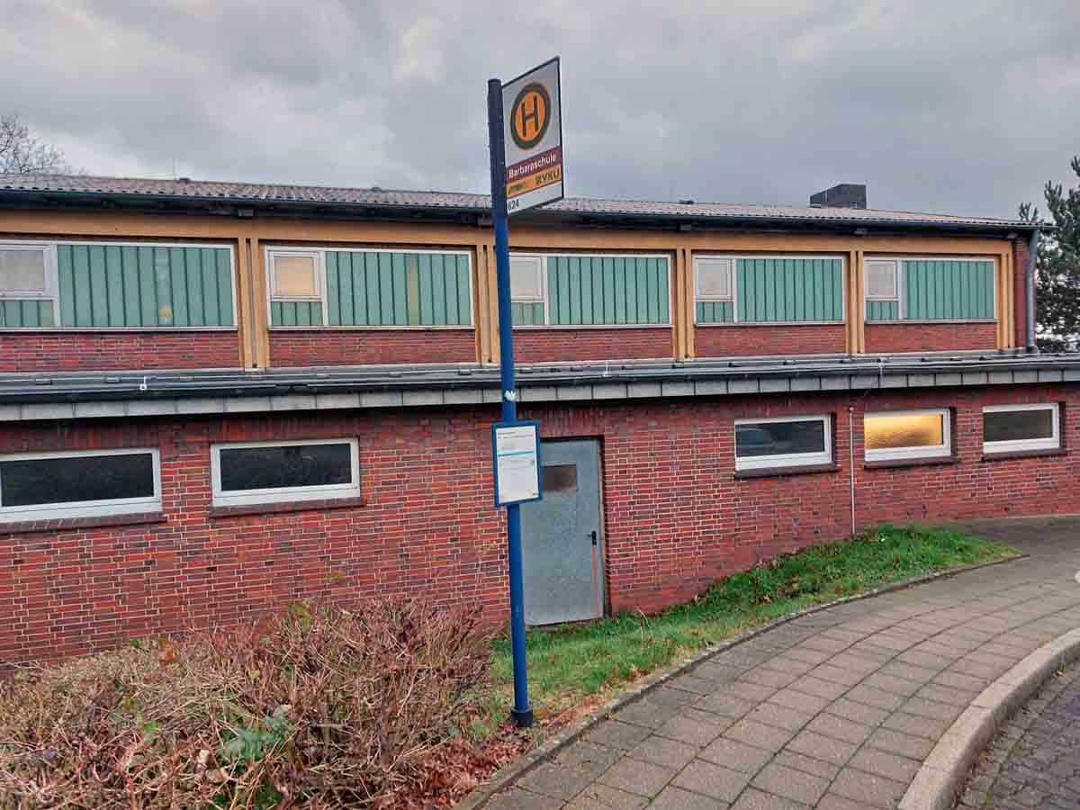 Die Turnhalle der ehemaligen Barbaraschule ist in die Jahre gekommen. Foto: Wagner
