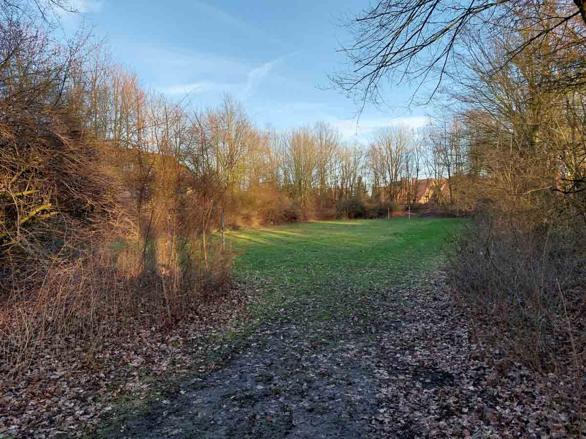 Eine Machbarkeitsstudie favorisiert den Bau einer Doppelturnhalle auf dem Bolzplatz am Stollenweg/Klöcknerstraße/Waldstraße. Foto: Wagner