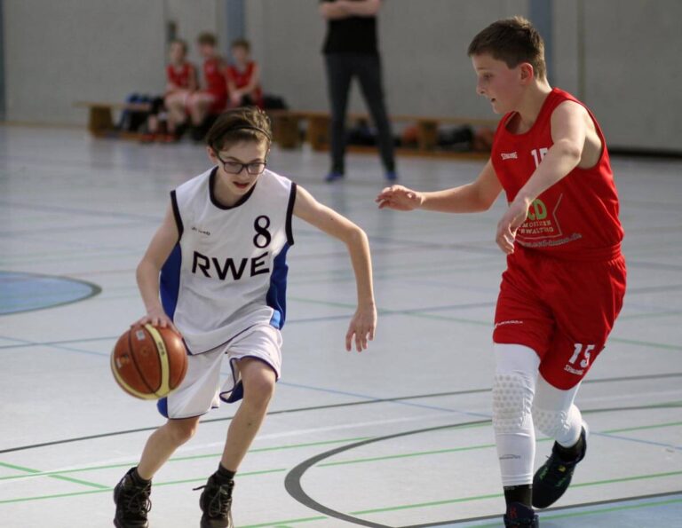 Elias Temmann und die U12-LippeBaskets verloren ihr letztes Saisonspiel in Ibbenbüren. Foto: Wagner