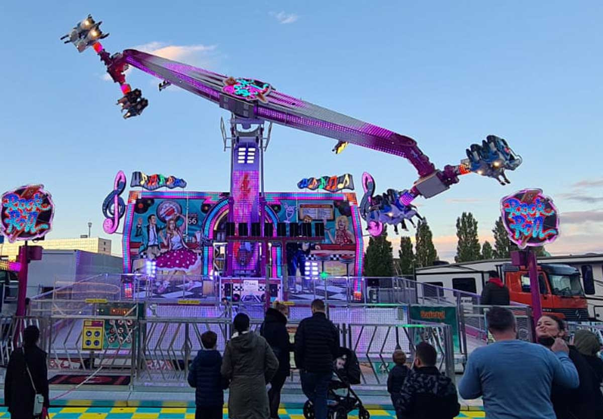 Zwei Fahrgeschäfte feiern auf der Himmelfahrtskirmes in Lünen Premiere: Der „Fly over“ und der „Rock ´n´ Roll“ (Bild). Foto: Stadt Lünen