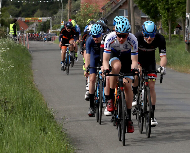 Gelungener Neustart des Radrennens durch Langern