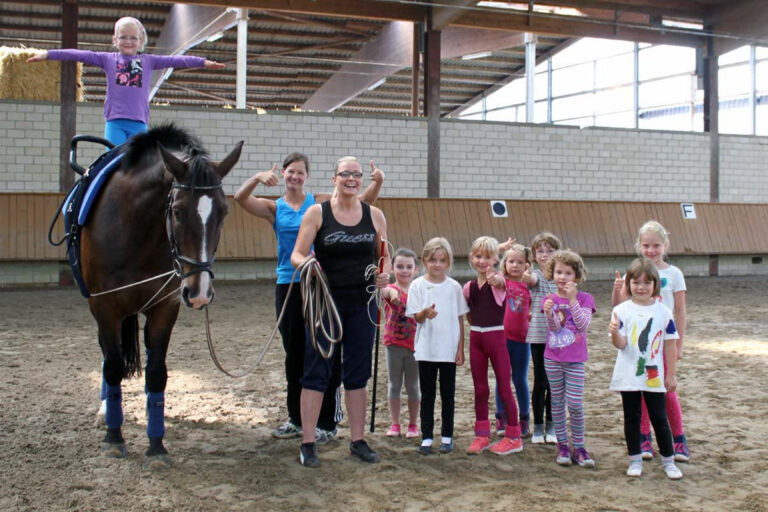 Die Volti-Gruppen des Herberner Reitvereins gehen demnächst eigene Wege. Foto: Privat