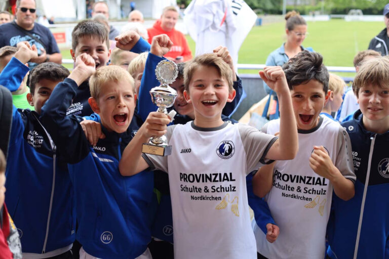 Jede Menge Gewinner gab es bei den Pfingstturnieren des SV Herbern. Foto: Isabel Schütte