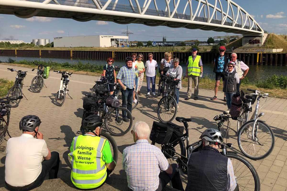 Bei der Radtour der Kolpingsfamilie ging es diesmal am Kanal entlang Richtung Hamm. Foto: Benno Jäger