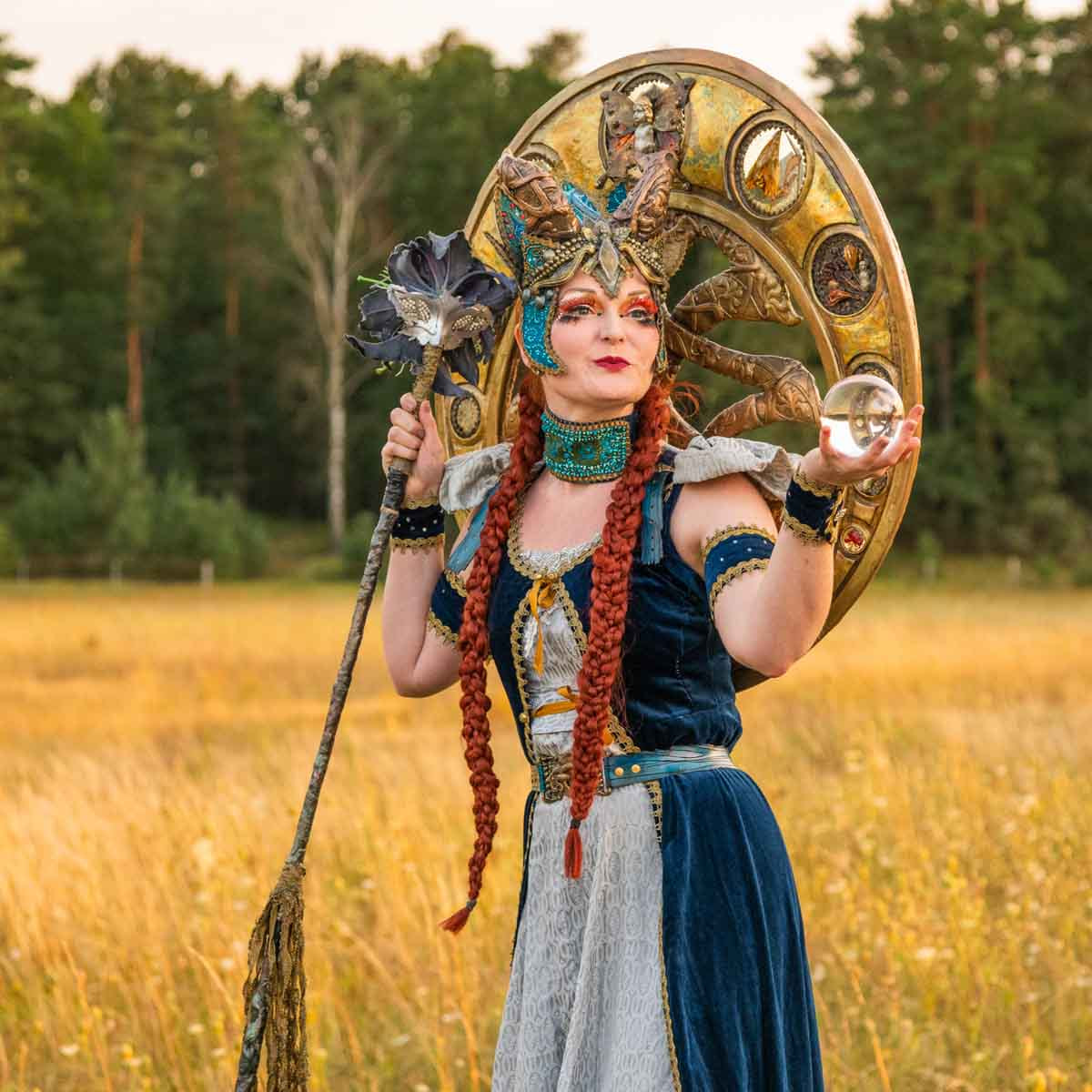 Gaukler, Artisten, Zauberer, Komödianten, Musik und Schauspielgruppen unterhalten beim Barockmarkt in Nordkirchen die Gäste. Foto: Panem et Circenses