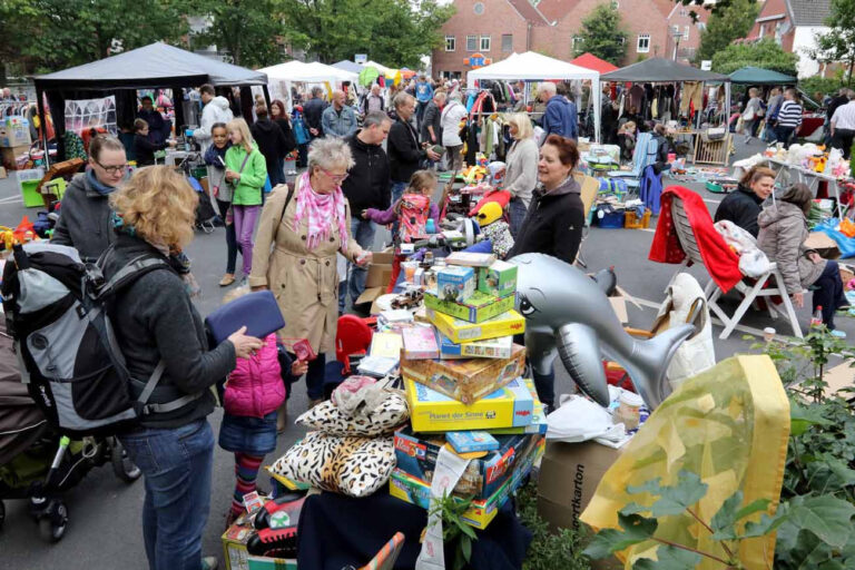 Der Familienflohmarkt in Werne soll in diesem Jahr mit gravierenden Änderungen wieder stattfinden. Dabei unterlief der Werne Marketing GmbH nicht nur eine Kommunikationspanne, findet WERNEplus. Archivfoto: Volkmer