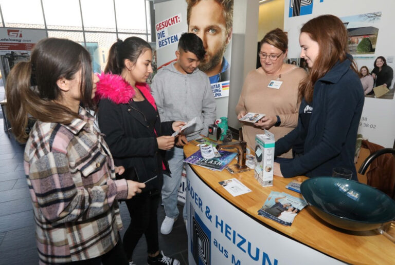 Neue Messe sorgt für Treffen von Betrieben und Lernenden