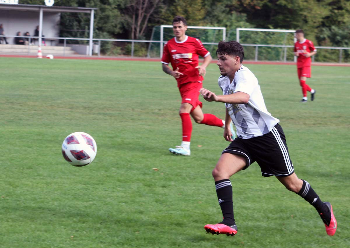 Eintracht-Spielmacher Mirac Kavakbasi sah beim enttäuschenden 1:1 seiner Mannschaft beim Hammer SC die Rote Karte. Foto: Wagner