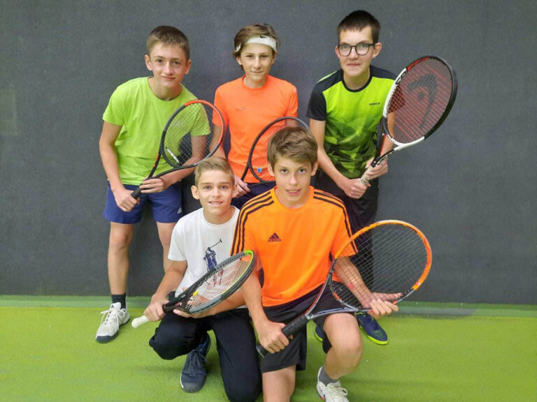 Die U15-Junioren des Werner TC schlagen in der Winterhallenrunde wieder auf. Foto: WTC