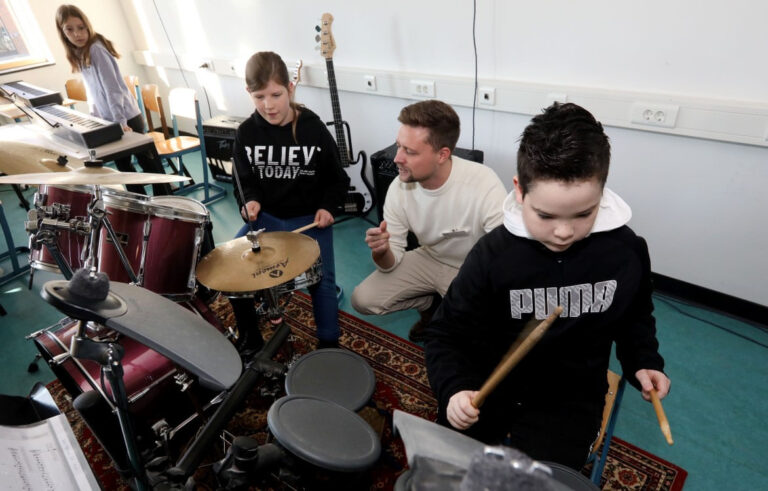 Sekundarschule präsentiert sich von der vielseitigen Seite