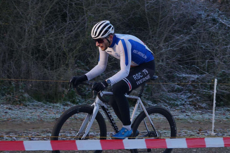 Frederik Kremer (RSC Werne) fuhr bei einem stark besetzten Crossrennen weit nach vorne. Foto: privat