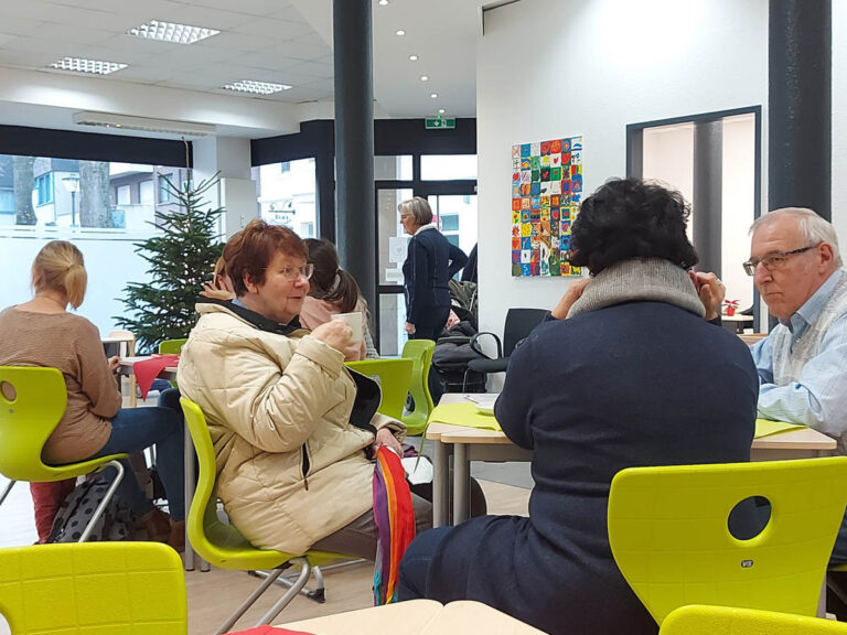 Gut besucht war das neue Netz-Café zum Auftakt. Foto: privat