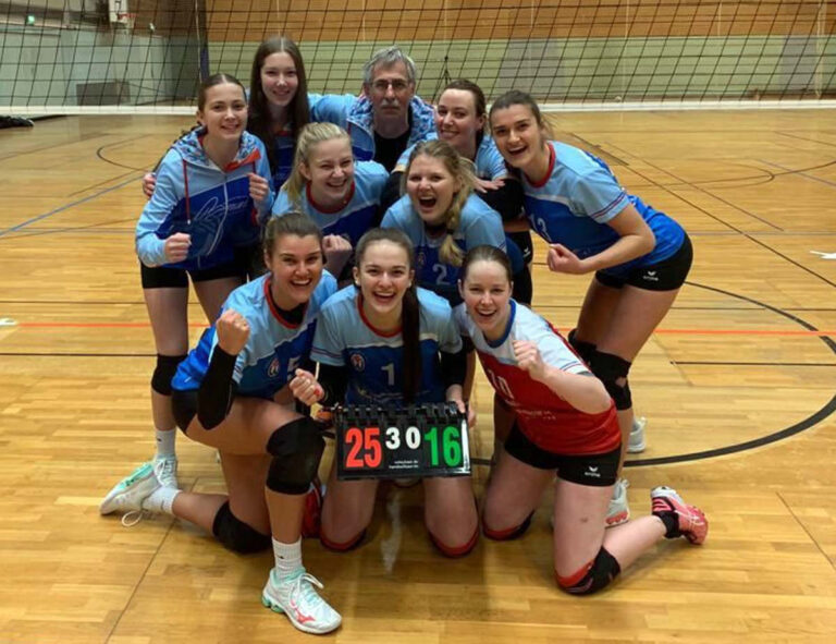 Gewohntes Bild: Die Werner Volleyballerinnen siegten in Paderborn. Foto: Kollhoff