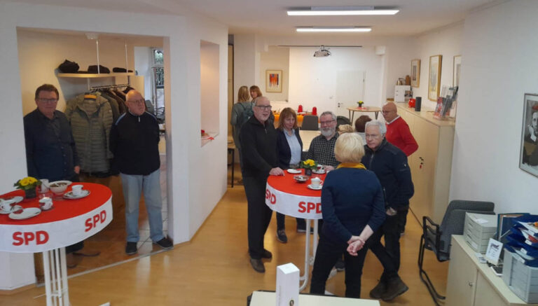 Die Sozialdemokraten trafen sich in ihrer Geschäftsstelle zum Wintergespräch. Foto: SPD