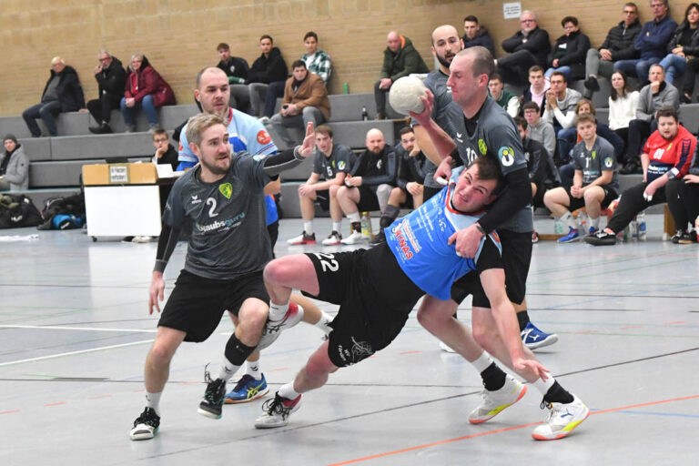 Im Meisterschaftsspiel kurz vor Weihnachten gewann der TV Werne gegen SGH Unna-Massen 2 (Spielszene mit Thorben Strunck) mit 28:20. Im Pokal revanchierten sich die Massener. Archivfoto: MSW