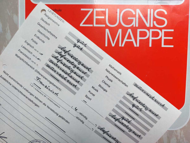 Ist das Zeugnis nicht wie gewünscht ausgefallen, hängt schon mal der Haussegen schief. Symbolbild: Wagner