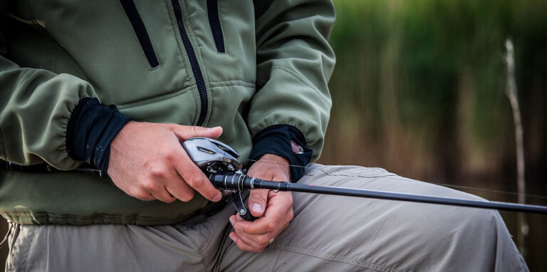 Für angehende Fischer stehen die nächsten Termine für die Fischerprüfung fest: Ernst wird es für Interessierte in der Prüfungszeit vom 22. bis 26. Mai. Anmeldungen dafür sind ab sofort online möglich. Symbolbild: pixabay