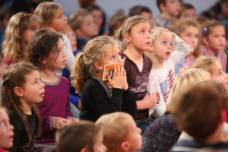 Große Musik für kleine Menschen gibt es dank der Peter Pohlmann Stiftung wieder an diesem Sonntag. Foto: mini-musik