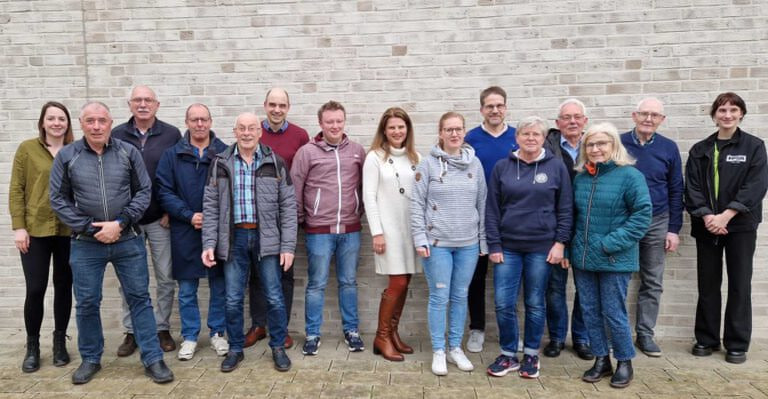Das Team der Sportabzeichenprüfer/innen freut sich auf die neue Saison im Sportzentrum Dahl. Foto: privat