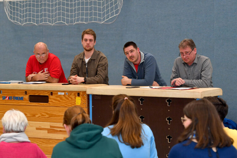 Über durchweg positive Entwicklungen in allen Mannschaftsbereichen konnte der Volleyball-Vorstand berichten: (v.l.) Peter Reinhardt, Bastian Dabrock, Michael Keuch und Axel Pattberg. Foto: MSW