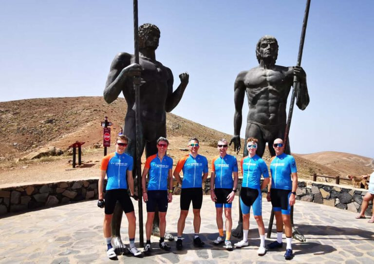 Gehen gut vorbereitet in die neue Saison (von links): Luca Kottenhahn, Michael Hörsken, Jan Kottenhahn, Ralf Koch, Hanno Sancken und James Knowlden , Triathleten der TV Werne Wasserfreunde. Foto: privat