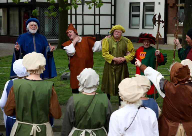 Die Proben für das Stadtspiel 2023 sind in vollem Gange. Foto: Volkmer