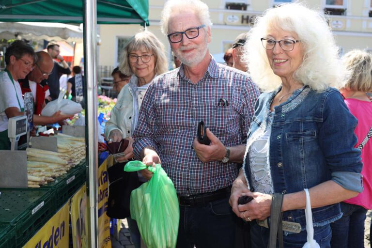 Der Blumen- und Spargelmarkt in Werne ließ auch in diesem Jahr keine Wünsche offen. Foto: Isabel Schütte