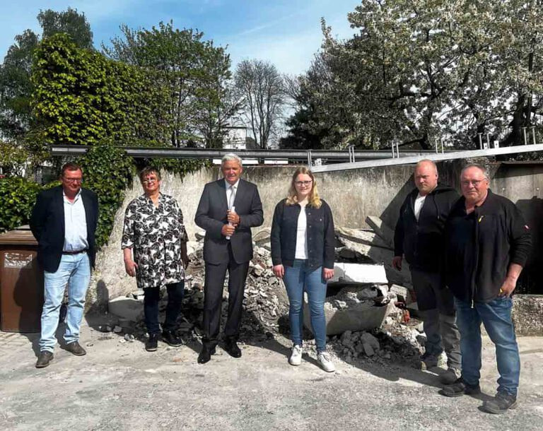 Kritik an der geplanten Ersatzbaustoffverordnung äußerten heimischen Unternehmer im Gespräch mit dem CDU-Bundestagsabgeordneten Hubert Hüppe (Mitte). Foto: René Golz